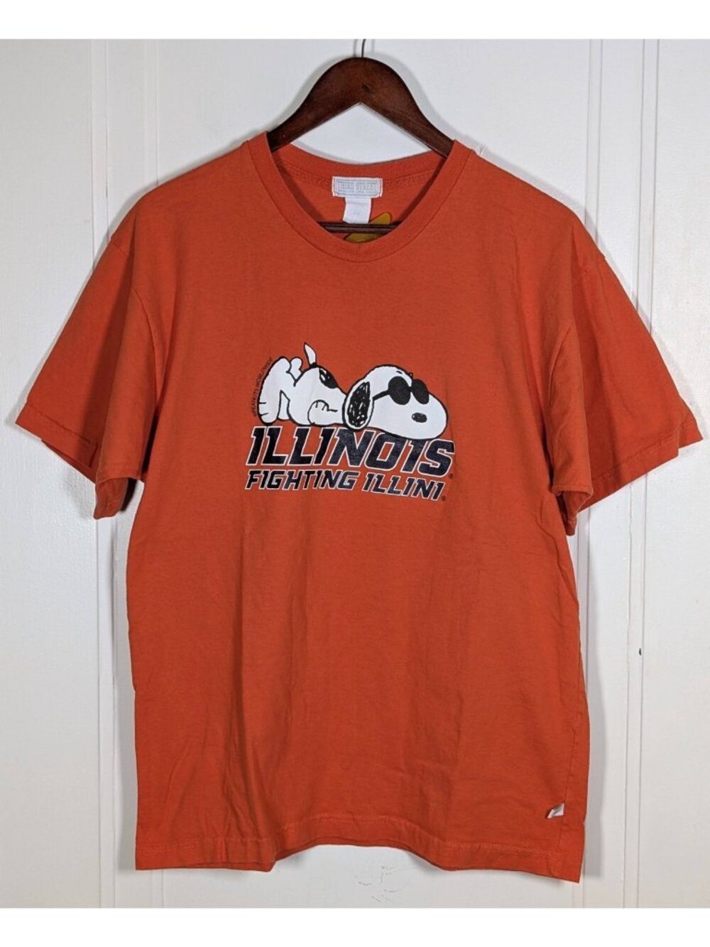 Vintage Snoopy University Of Illinois Fighting Illini Peanuts Size Large Orange